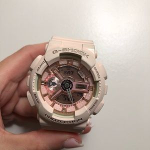 G-Shock pink watch WORKS PERFECT